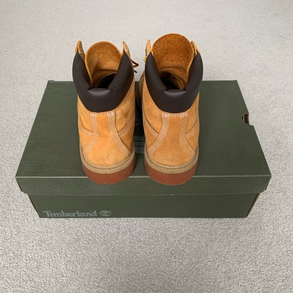 Beautiful Timberland Boots! - Picture 2 of 7